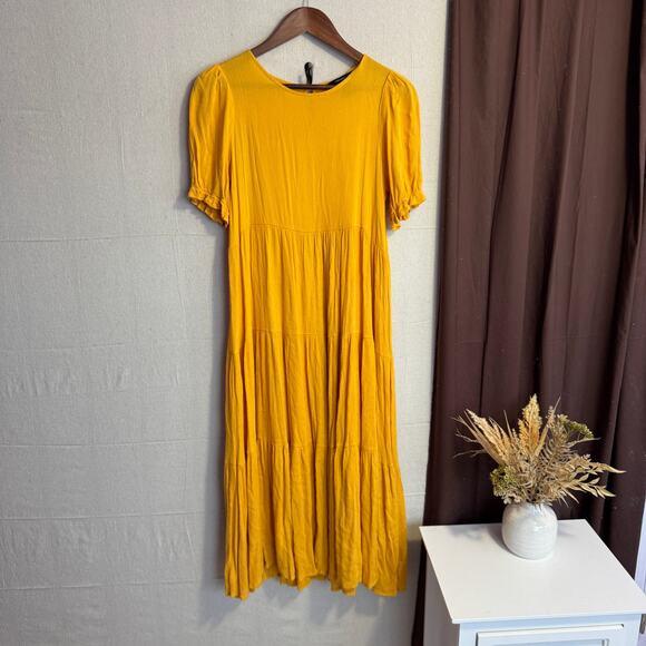 Forever 21 Size M Yellow Tiered Maxi Dress Short Sleeve Lightweight Sheer - Picture 1 of 9